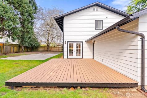 32211 26th Avenue SW Federal Way WA 98023