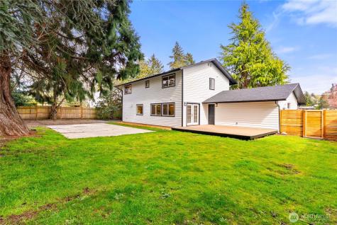 32211 26th Avenue SW Federal Way WA 98023