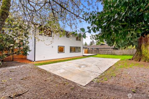32211 26th Avenue SW Federal Way WA 98023