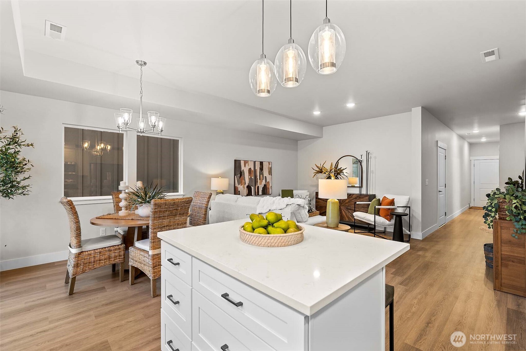 1075 Red Apple Road Wenatchee WA 98801