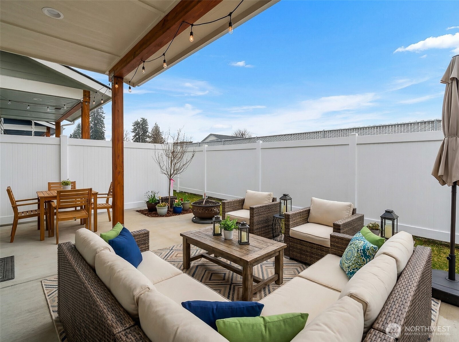 1075 Red Apple Road Wenatchee WA 98801