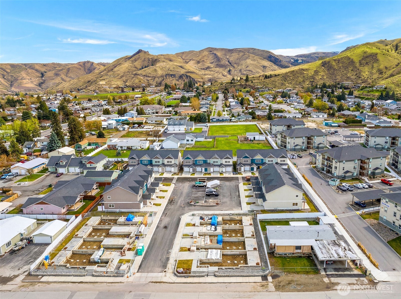 1075 Red Apple Road Wenatchee WA 98801