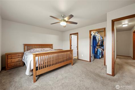 12213 58th Drive NE Marysville WA 98271