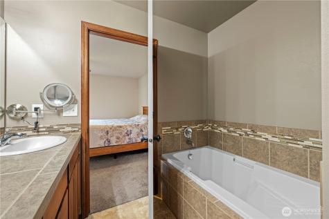 12213 58th Drive NE Marysville WA 98271