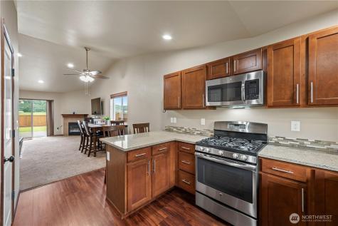 12213 58th Drive NE Marysville WA 98271