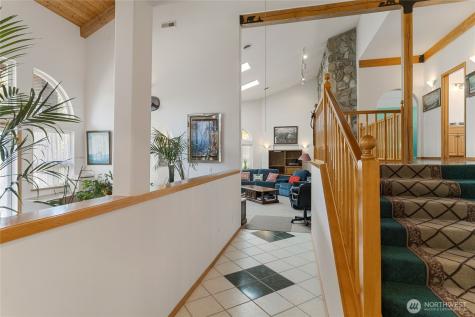 572 W Chewuch Road (Barron Blvd) Winthrop WA 98862