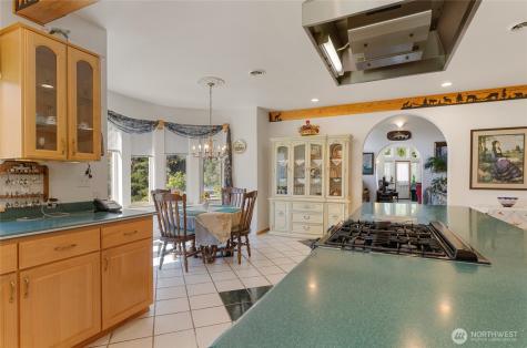 572 W Chewuch Road (Barron Blvd) Winthrop WA 98862