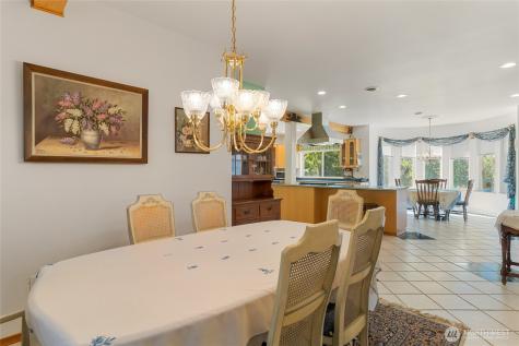 572 W Chewuch Road (Barron Blvd) Winthrop WA 98862