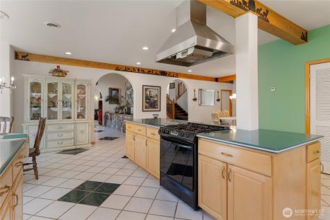 572 W Chewuch Road (Barron Blvd) Winthrop WA 98862