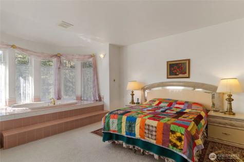 572 W Chewuch Road (Barron Blvd) Winthrop WA 98862