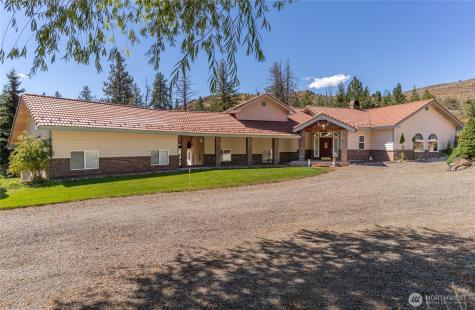 572 W Chewuch Road (Barron Blvd) Winthrop WA 98862