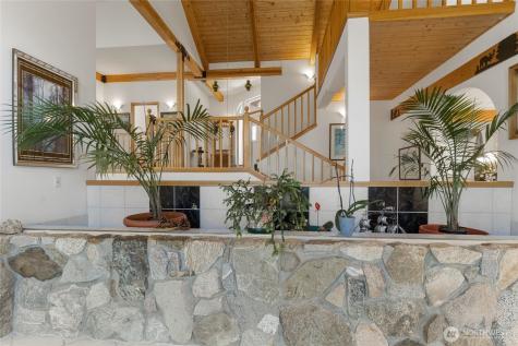 572 W Chewuch Road (Barron Blvd) Winthrop WA 98862