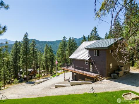 55 Wrangler Lane Leavenworth WA 98826