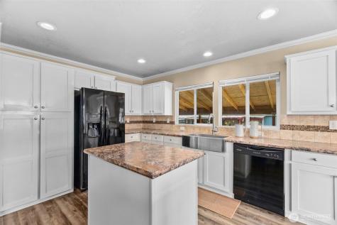 7618 157th Street Court E Puyallup WA 98375