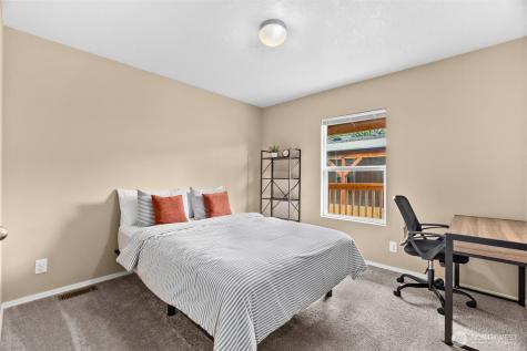 7618 157th Street Court E Puyallup WA 98375