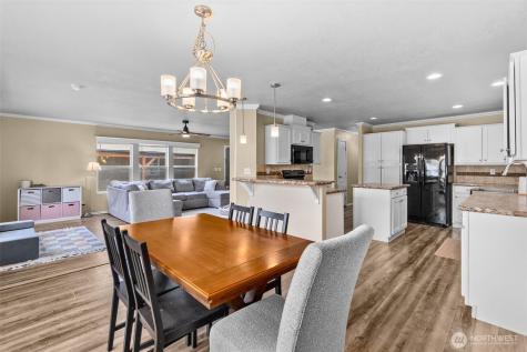7618 157th Street Court E Puyallup WA 98375