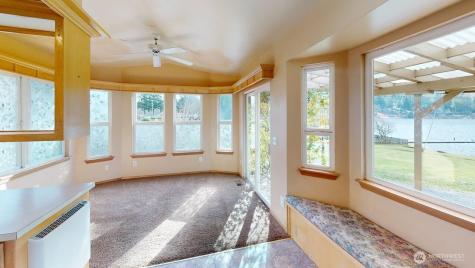 22989 Lake Mcmurray Lane Mount Vernon WA 98274