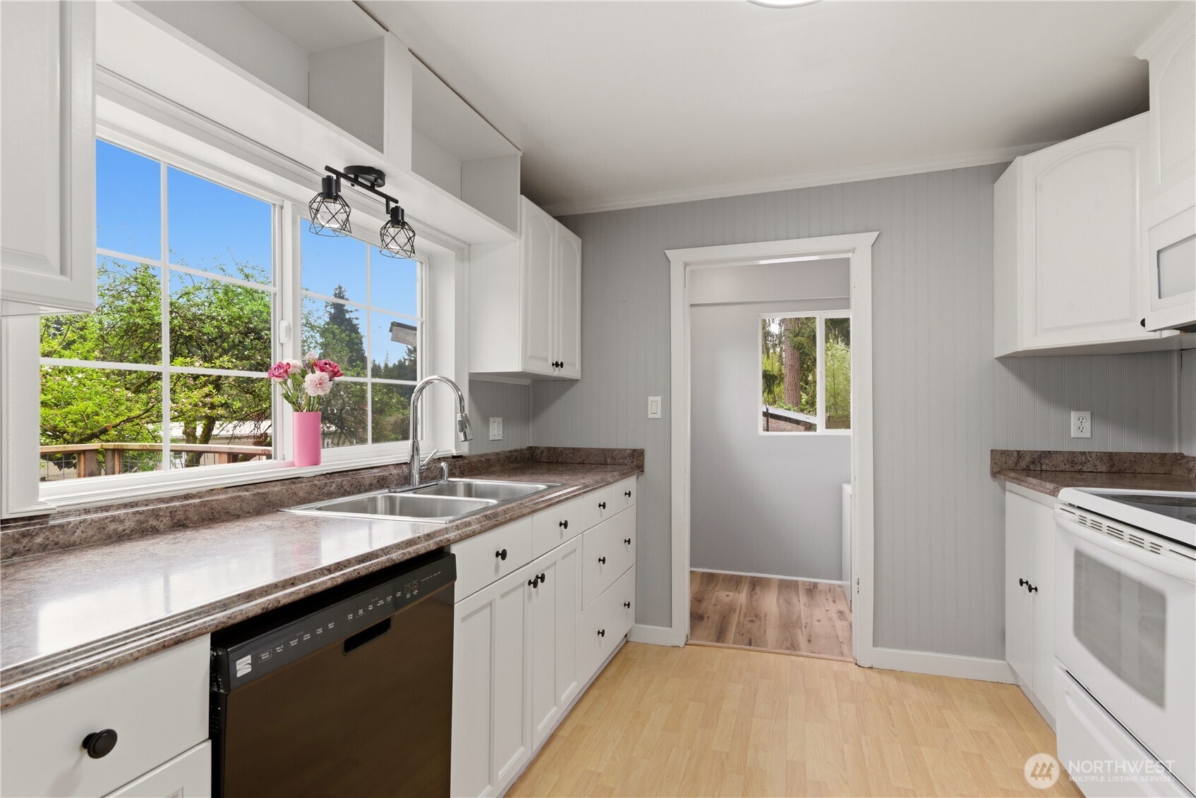 37418 39th Avenue S Auburn WA 98001