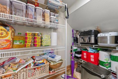 877 5th Pl NE Issaquah WA 98029