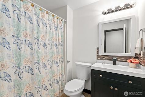 877 5th Pl NE Issaquah WA 98029