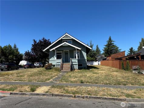 5302 N Shirley Street Ruston WA 98407