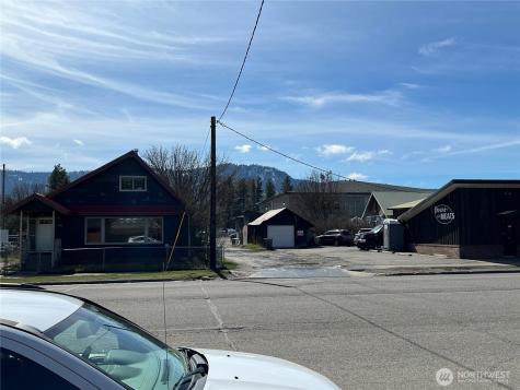 508 E First Street Cle Elum WA 98922
