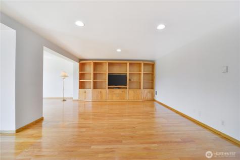 2605 S 304th Street Federal Way WA 98003