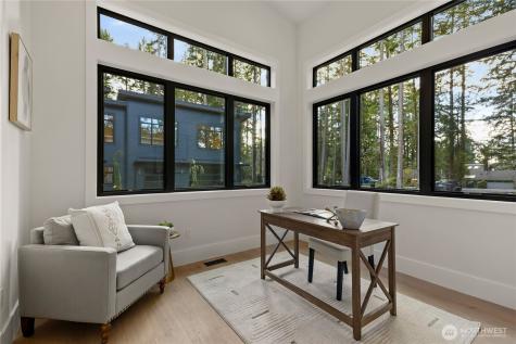 13982 Manzanita Road NE Bainbridge Island WA 98110