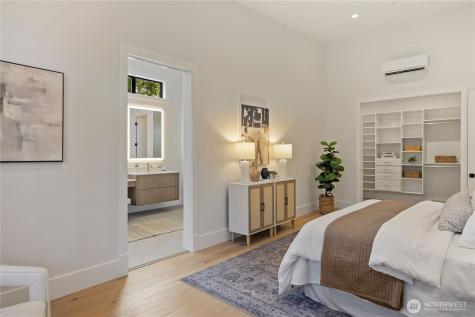 13982 Manzanita Road NE Bainbridge Island WA 98110