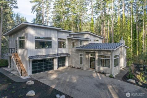 13982 Manzanita Road NE Bainbridge Island WA 98110