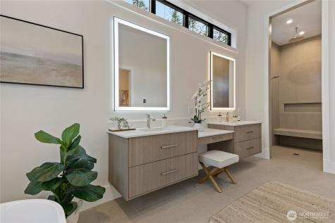 13982 Manzanita Road NE Bainbridge Island WA 98110