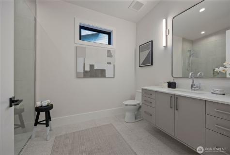 13982 Manzanita Road NE Bainbridge Island WA 98110