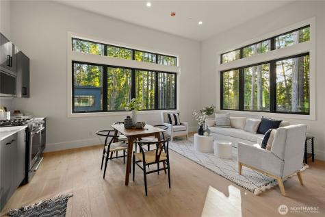 13982 Manzanita Road NE Bainbridge Island WA 98110