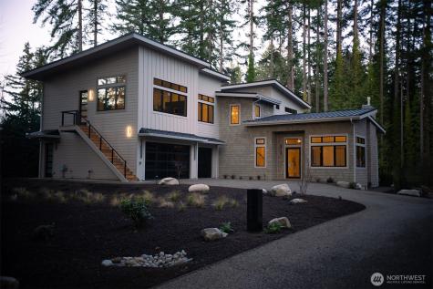 13982 Manzanita Road NE Bainbridge Island WA 98110