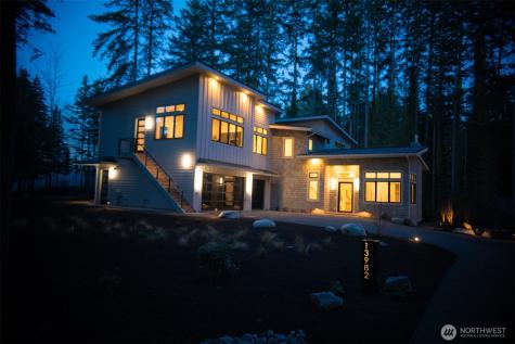13982 Manzanita Road NE Bainbridge Island WA 98110