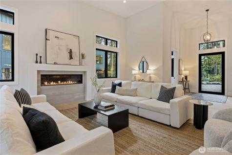 13982 Manzanita Road NE Bainbridge Island WA 98110