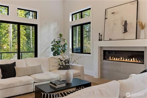 13982 Manzanita Road NE Bainbridge Island WA 98110