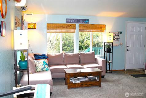 521 N Hoquiam Street Westport WA 98595
