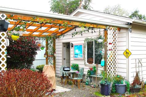 521 N Hoquiam Street Westport WA 98595