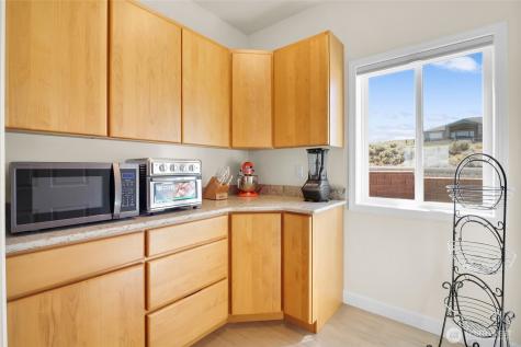 6820 Road 8.8 SE Othello WA 99344