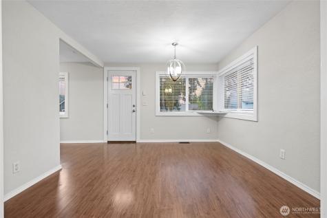 918 Maple Street Everett WA 98201