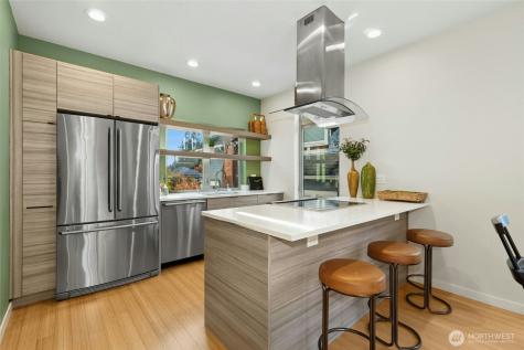 4411 Meridian Avenue N Seattle WA 98103