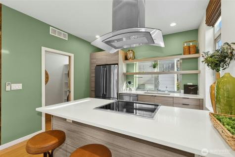 4411 Meridian Avenue N Seattle WA 98103