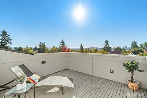4411 Meridian Avenue N Seattle WA 98103