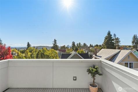 4411 Meridian Avenue N Seattle WA 98103