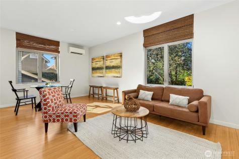 4411 Meridian Avenue N Seattle WA 98103