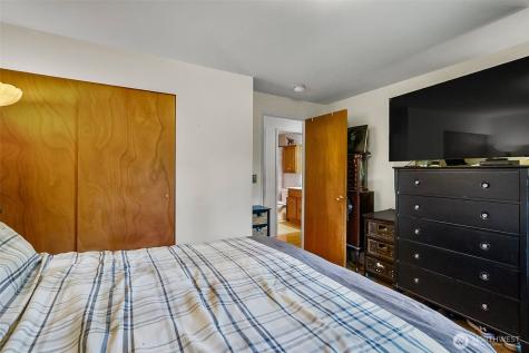19761 NE 156th Woodinville WA 98077