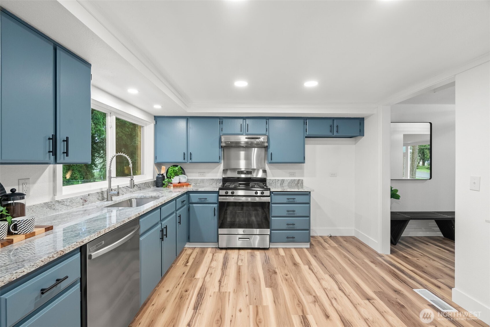 2806 NE Fernwood Court Bremerton WA 98310