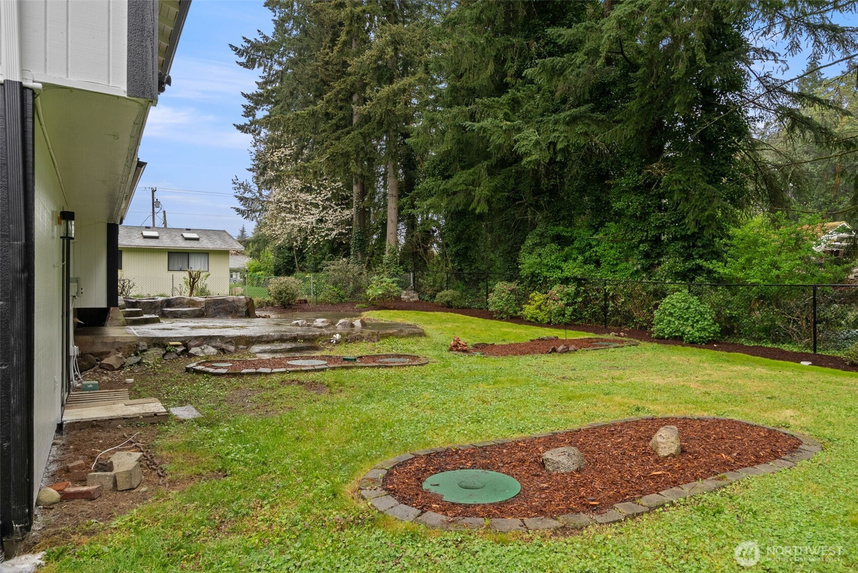 2806 NE Fernwood Court Bremerton WA 98310
