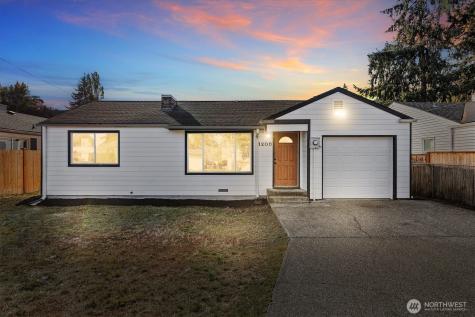 1208 Violet Meadow Street S Tacoma WA 98444